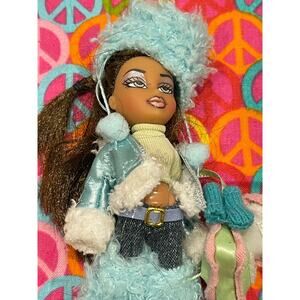 Lil Bratz Wintertime Wonderland Sasha 4" Doll with outfit NO Shoes